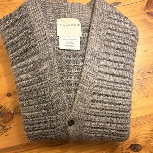 Men's Gray Ribbed Cardigan